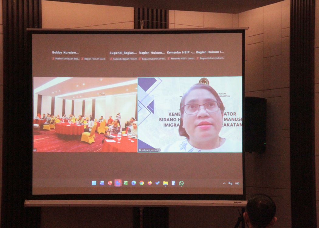 111225 RakorHarmon  5